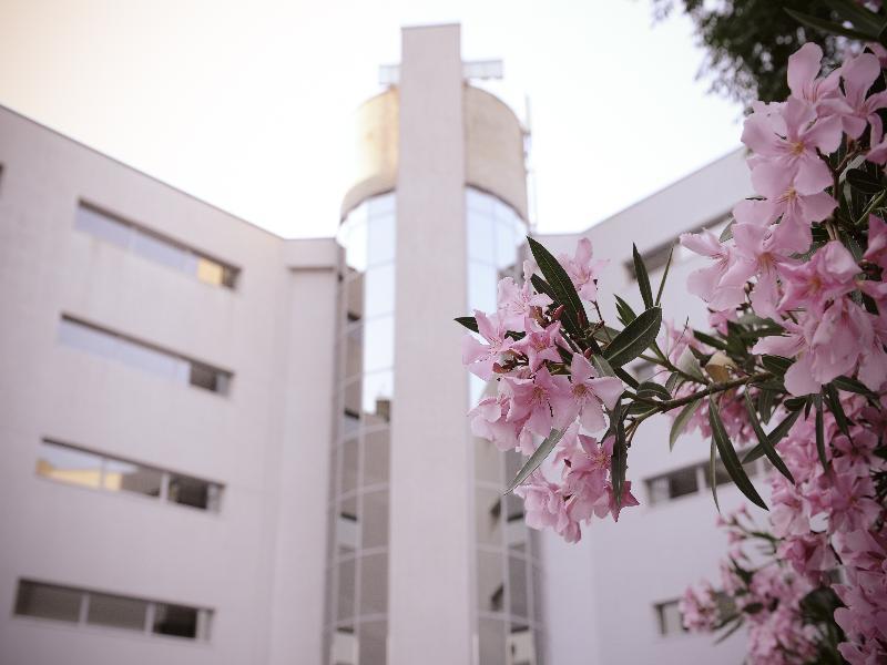 City Hotel Podgorica Esterno foto