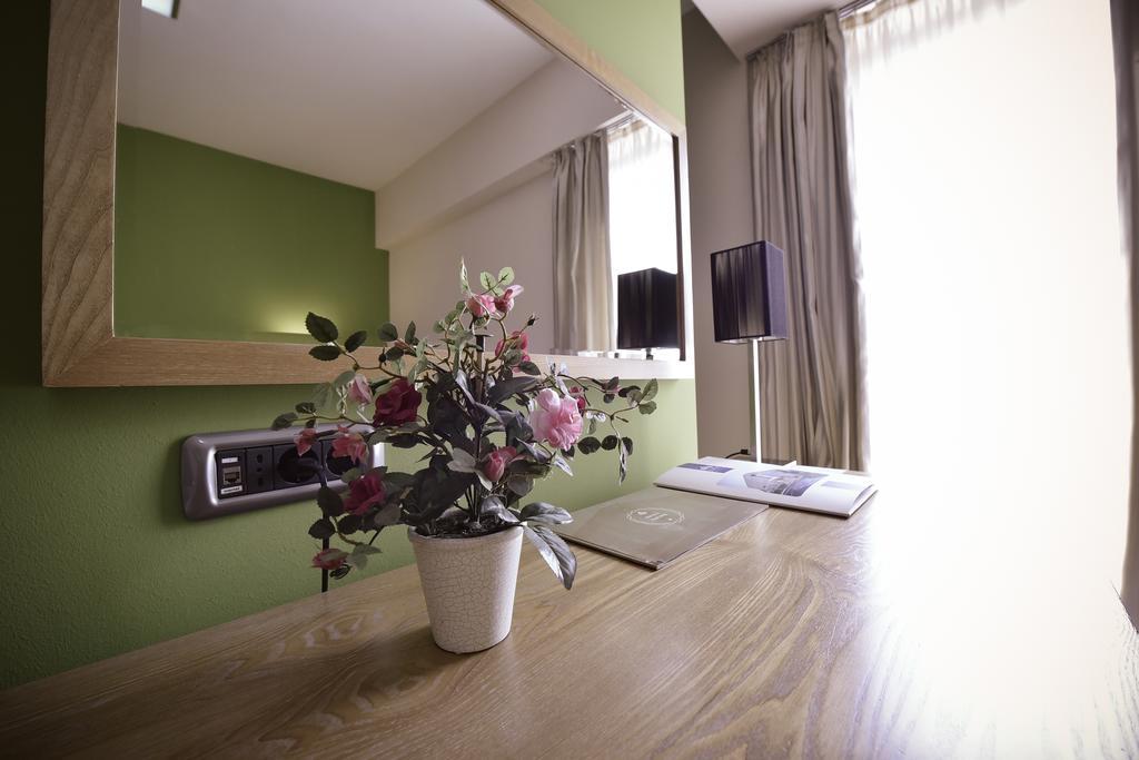 City Hotel Podgorica Camera foto
